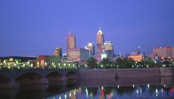 IN, Indianapolis, Skyline from White River Gardens