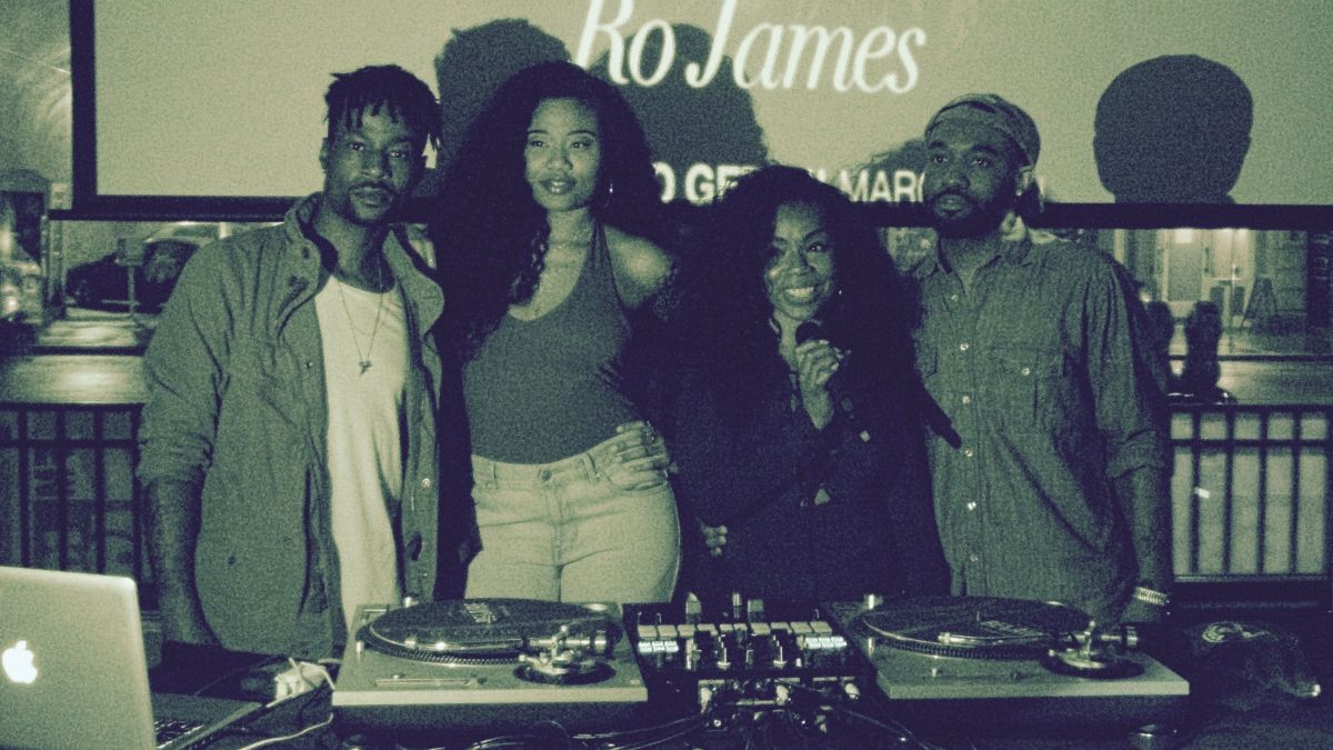 Ro James Q&A at Blu