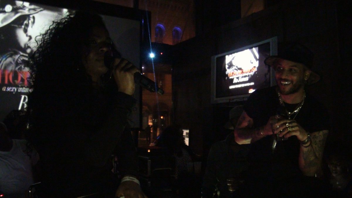Ro James Q&A at Blu