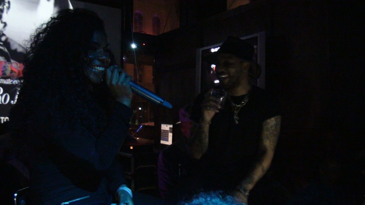 Ro James Q&A at Blu