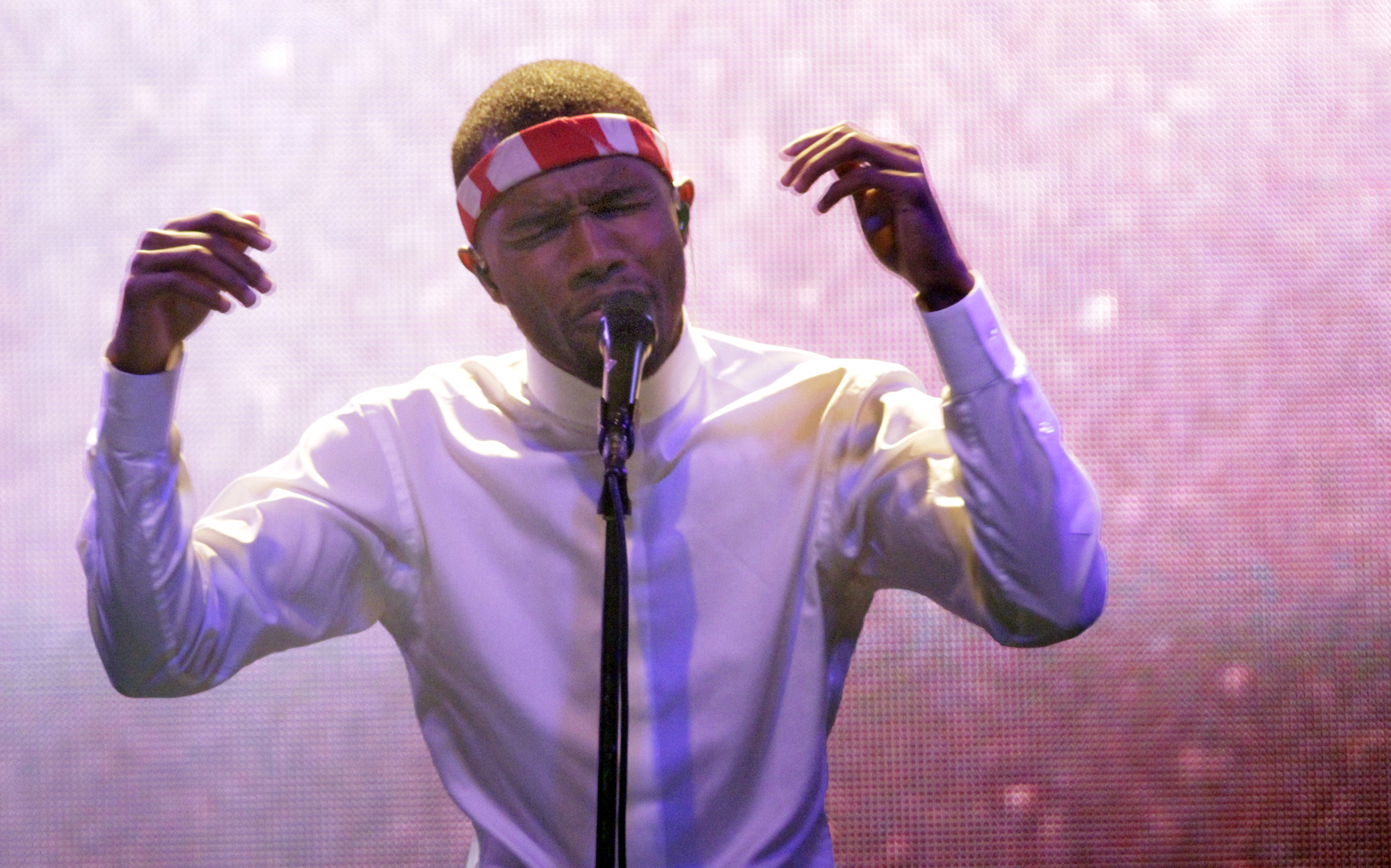 Review of r&b crooner Frank Ocean's debut Los Angeles showat the El Rey Theatre on Nov. 15, 2011 in