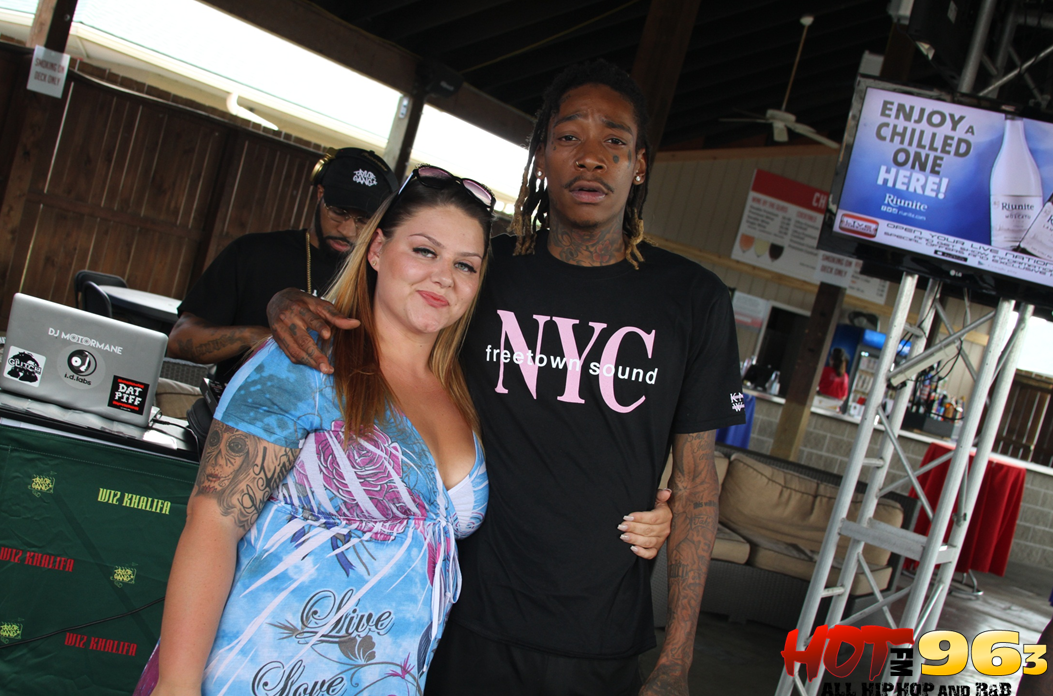 WIZ M&G + INTERVIEW