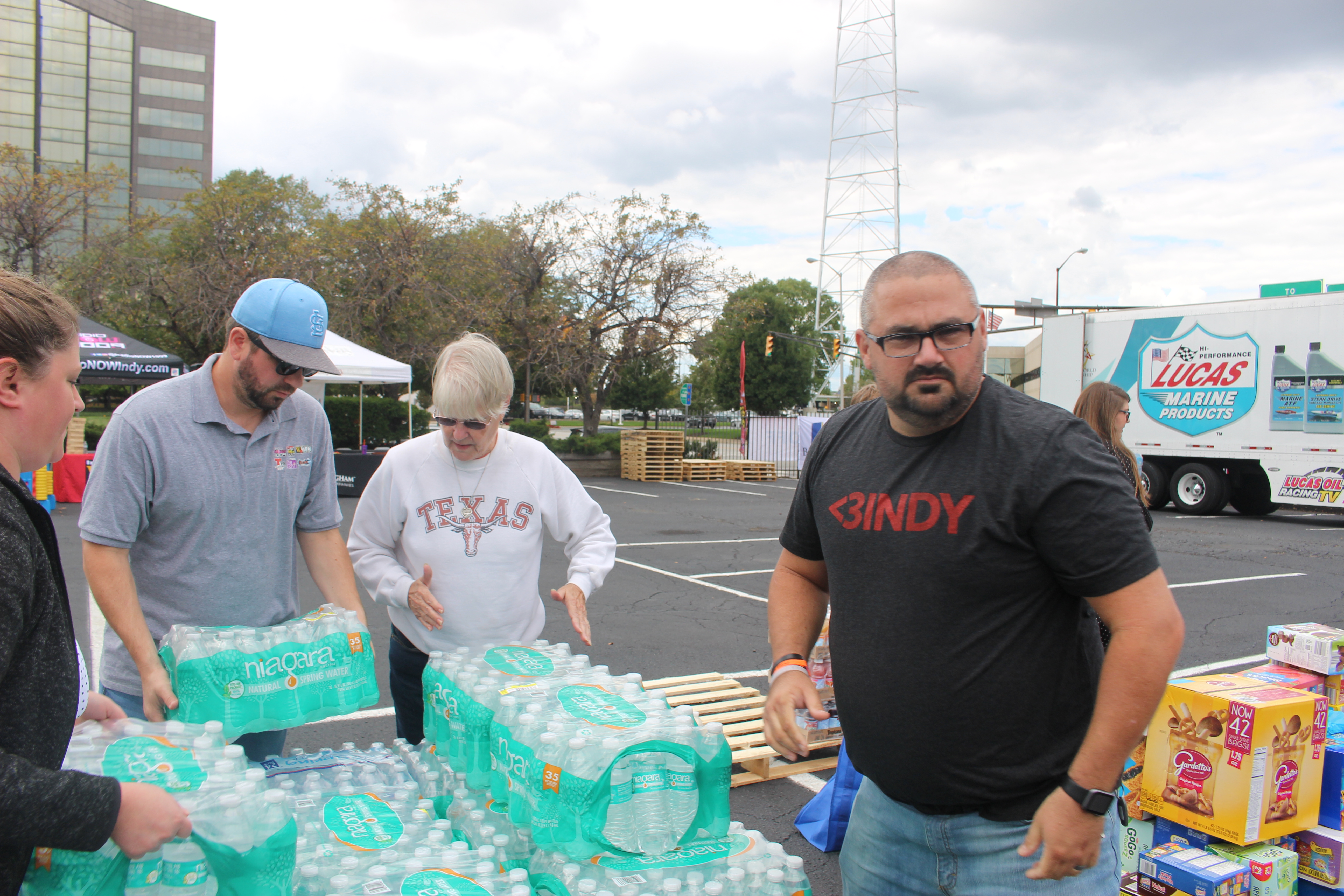 Hoosiers Helping Houston [PHOTOS]
