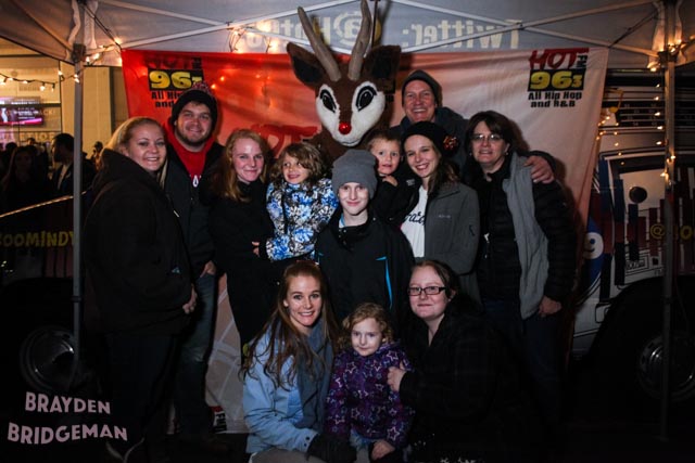 (3) Circle of Lights 2017 - Hot 96.3