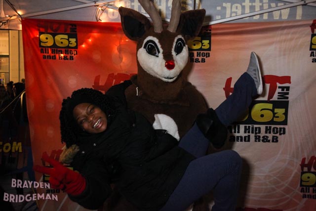 (3) Circle of Lights 2017 - Hot 96.3