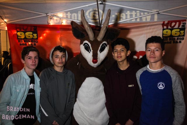 (3) Circle of Lights 2017 - Hot 96.3