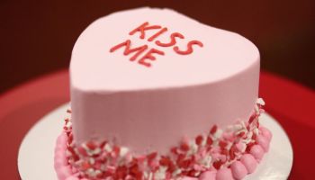 Jordan Kimball Puts A Sweet Spin On Valentine's Day With Baskin-Robbins