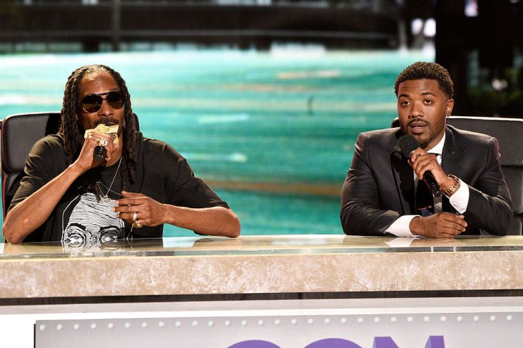 Snoop Dogg is the older cousin to Ray J and Brandy