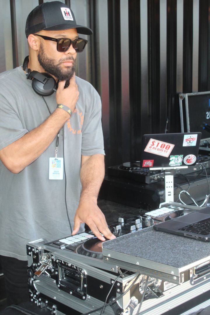 Rising Heat Old School Vs New School DJ Battle