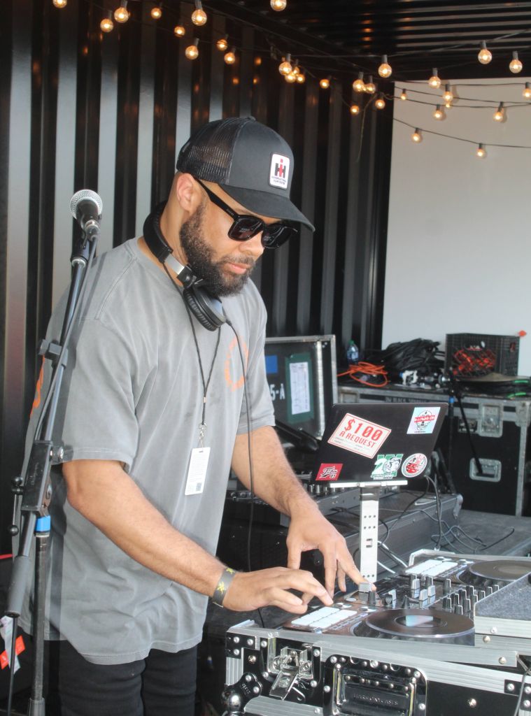 Rising Heat Old School Vs New School DJ Battle