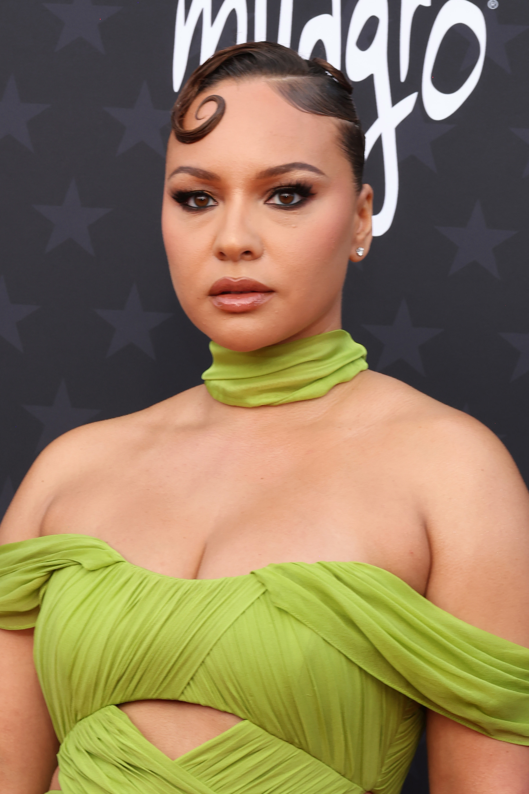 Jasmine Cephas Jones - Daughter of actor Ron Cephas Jones.