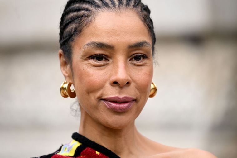 Sophie Okonedo - Daughter of a Nigerian father and a Jewish mother with artistic backgrounds.