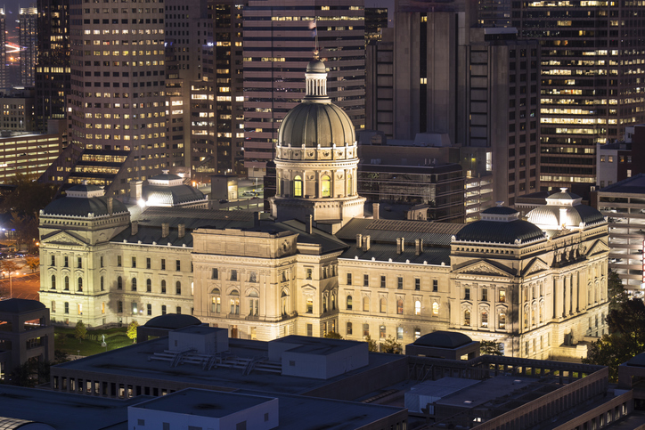 City skyline view of the Indianapolis state house, Indiana, USA at night